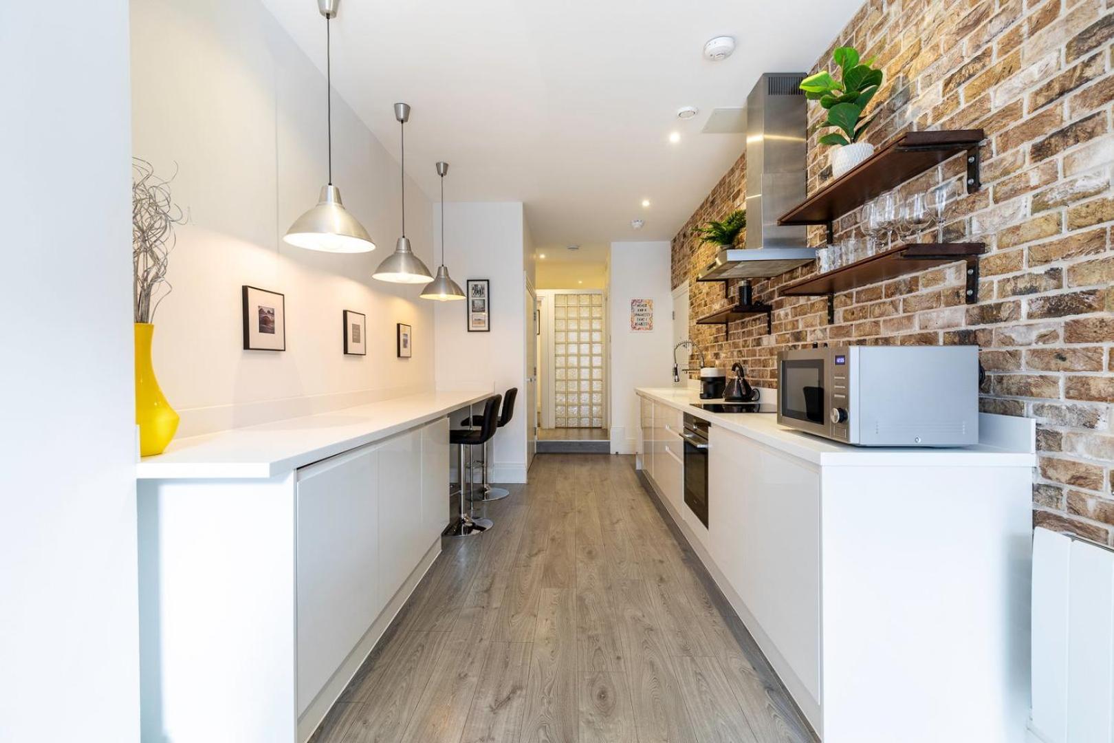 Sleek One Bedroom Flat In East Putney Appartamento *