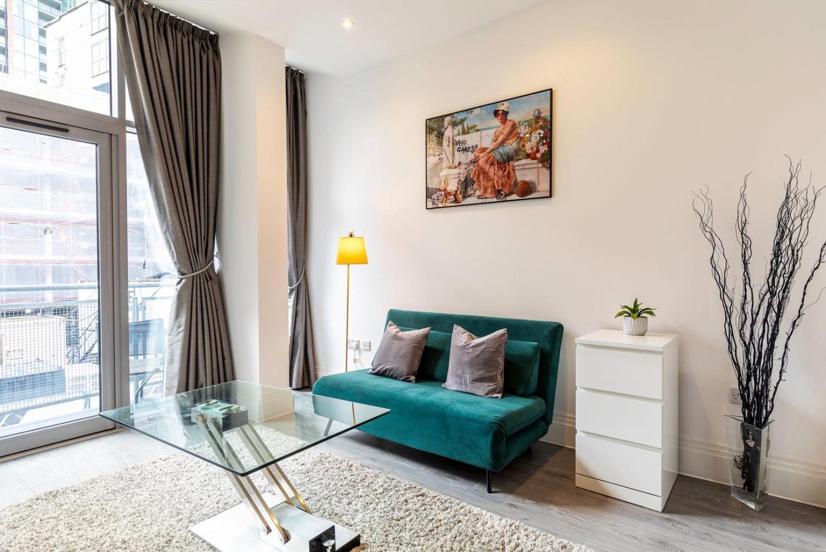 Sleek One Bedroom Flat In East Putney Appartamento